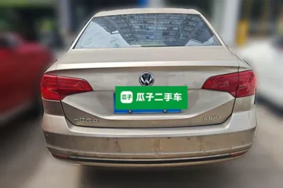 Volkswagen Bora 2016, 84000 км, за 4068 USD