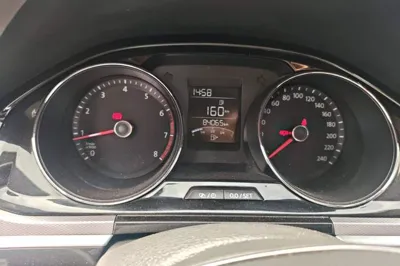 Volkswagen Bora 2016, 84000 км, за 4068 USD - фото 11