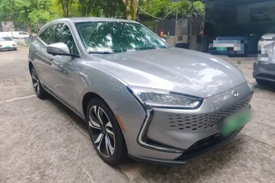 Seres SF5 2021, 124000 км, за 9984 USD