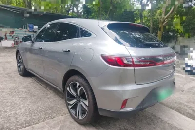 Seres SF5 2021, 124000 км, за 9984 USD