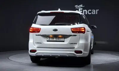 Kia Canival 2019, 68567 км, за 13610.83 USD