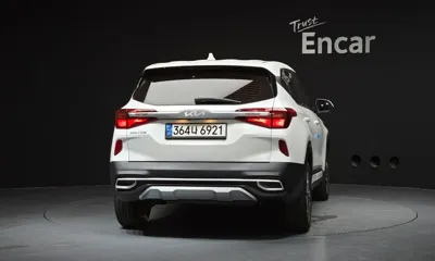 Kia Seltos 2022, 123515 км, за 10408.54 USD