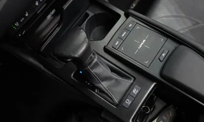 Lexus ES 2019, 53972 км, за 20874.36 USD - фото 9