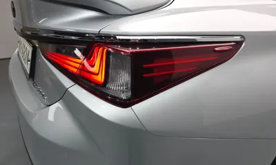 Lexus ES 2019, 53972 км, за 20874.36 USD - фото 23