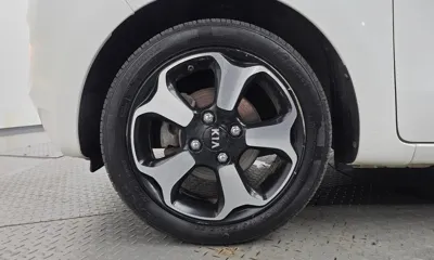 Kia Ray 2016, 150809 км, за 3872.92 USD