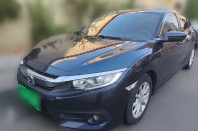 Honda Civic · 2016 год