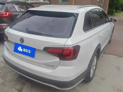 Volkswagen C-Trek 2017, 138500 км, за 5451.67 USD