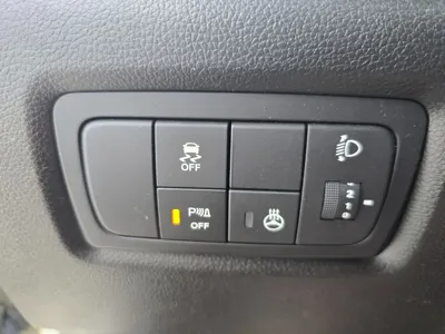 KG_Mobility_Ssangyong KORANDO 2017, 80579 км, за 5120.13 USD - фото 15