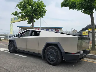 Tesla Cybertruck 2024, 26345 км, за 89144.98 USD