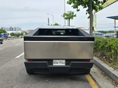 Tesla Cybertruck 2024, 26345 км, за 89144.98 USD - фото 6
