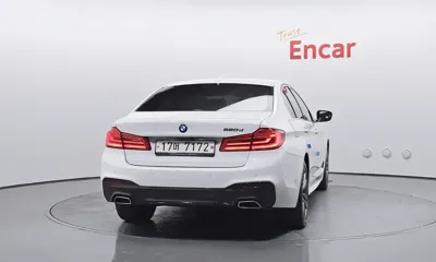 BMW 5-Series 2018, 91332 км, за 14141.02 USD