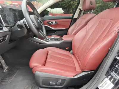 BMW 3 Series 2023, 35000 км, за 24204.95 USD