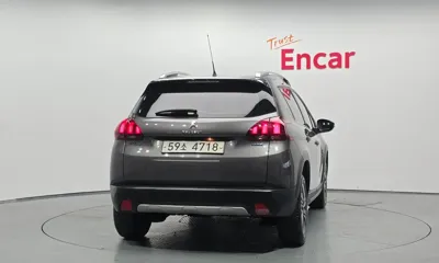 Peugeot 2008 2017, 54385 км, за 5005.52 USD