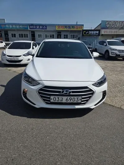 Hyundai Avante · 2017 год