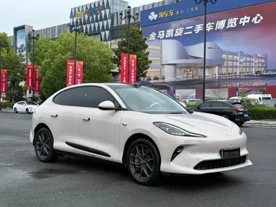 IM IM LS6 2025, 90000 км, за 20156.46 USD