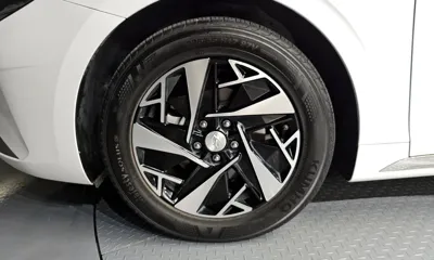 Hyundai Grandeur 2023, 50745 км, за 19103.66 USD