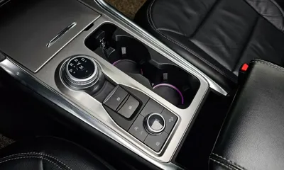 Ford Explorer 2020, 40448 км, за 18493.56 USD - фото 9