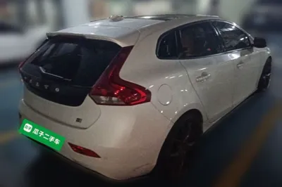Volvo V40 2017, 72800 км, за 7224 USD - фото 6