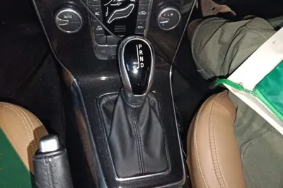 Volvo V40 2017, 72800 км, за 7224 USD - фото 14