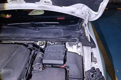 Volvo V40 2017, 72800 км, за 7224 USD - фото 22