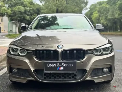 BMW 3 Series 2018, 100000 км, за 16009.11 USD