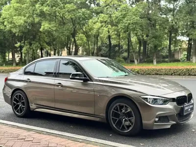 BMW 3 Series 2018, 100000 км, за 16009.11 USD