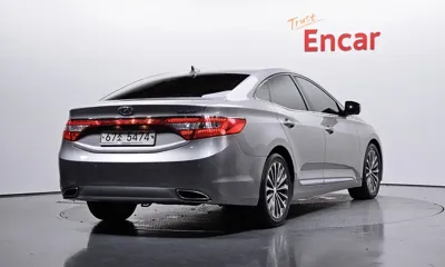 Hyundai Grandeur 2014, 121822 км, за 4296.67 USD