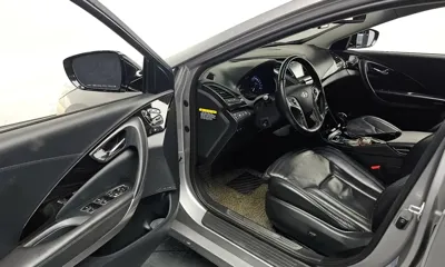 Hyundai Grandeur 2014, 121822 км, за 4296.67 USD - фото 11