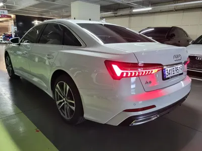 Audi A6 2023, 42000 км, за 16697.08 USD