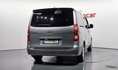 Hyundai Starex 2019, 119125 км, за 10993.37 USD