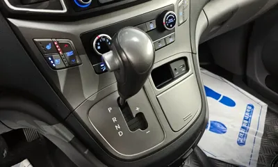 Hyundai Starex 2019, 119125 км, за 10993.37 USD - фото 9