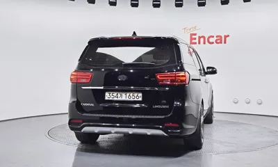 Kia Canival 2020, 109529 км, за 12230.65 USD
