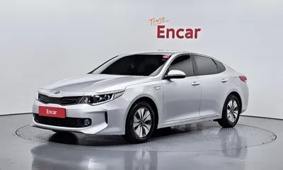 Kia K5 · 2018 год