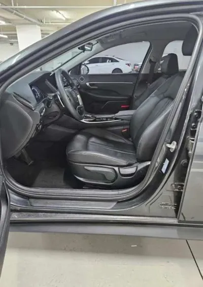 Hyundai Sonata 2023, 88157 км, за 2654.18 USD