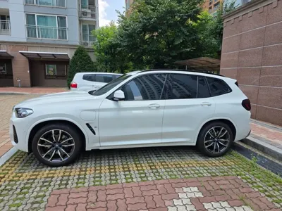 BMW X3 2023, 46500 км, за 40317.14 USD