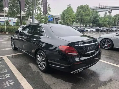 Mercedes-Benz E-Class 2018, 70200 км, за 19007.19 USD