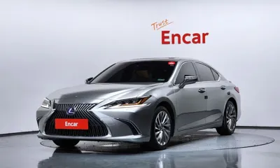 Lexus ES · 2019 год