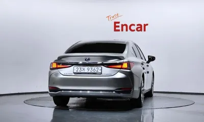 Lexus ES 2019, 58792 км, за 25352.65 USD