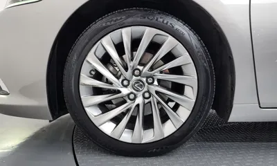 Lexus ES 2019, 58792 км, за 25352.65 USD