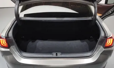 Lexus ES 2019, 58792 км, за 25352.65 USD - фото 19