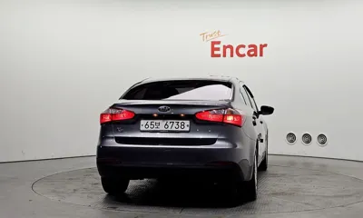 Kia K3 2015, 116859 км, за 3538.14 USD