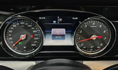 Mercedes-Benz E-Class 2018, 86746 км, за 13641.98 USD - фото 8