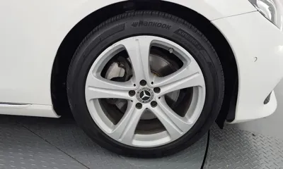 Mercedes-Benz E-Class 2018, 86746 км, за 13641.98 USD - фото 21