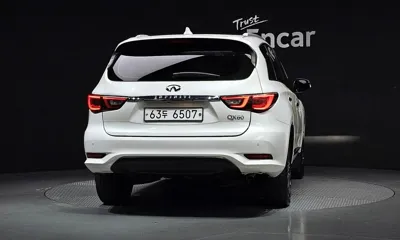 Infiniti QX60 2018, 133514 км, за 9692.96 USD