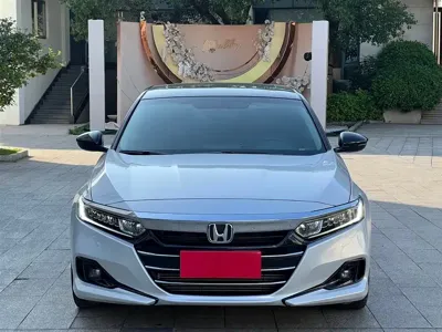 Honda Accord 2023, 51000 км, за 15611.76 USD
