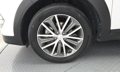 Hyundai Tucson 2017, 186320 км, за 5856.68 USD