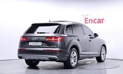 Audi Q7 2019, 72514 км, за 20397.33 USD