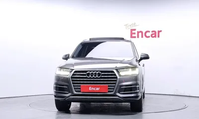 Audi Q7 2019, 72514 км, за 20397.33 USD