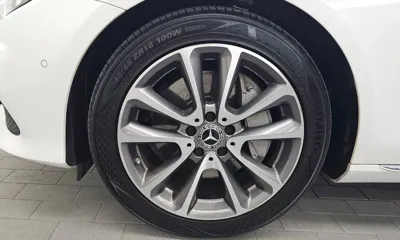 Mercedes-Benz E-Class 2019, 101448 км, за 15419.46 USD