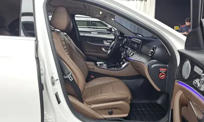 Mercedes-Benz E-Class 2019, 101448 км, за 15302.94 USD - фото 11